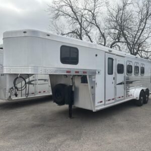 2004 Cherokee Trailers 4H GN Horse Trailer