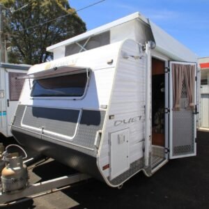 2010 Paramount Xtenda 18’ Semi Off Road Slide Out with Ensuite