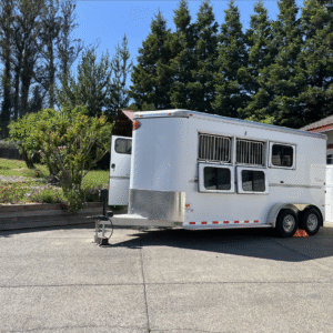 2013 Sundowner Trailers Sportman 3 Horse Triler