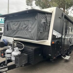 2021 Paramount Tuff Mudda 21' Family 3 Bunks with Toilet and Shower