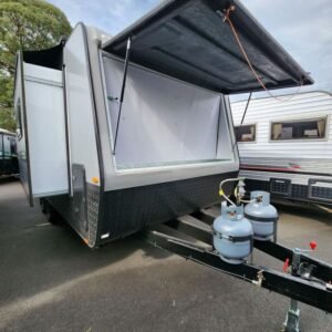 2022 Paramount Xtenda Pop Top Family 2 Bunks Club Lounge