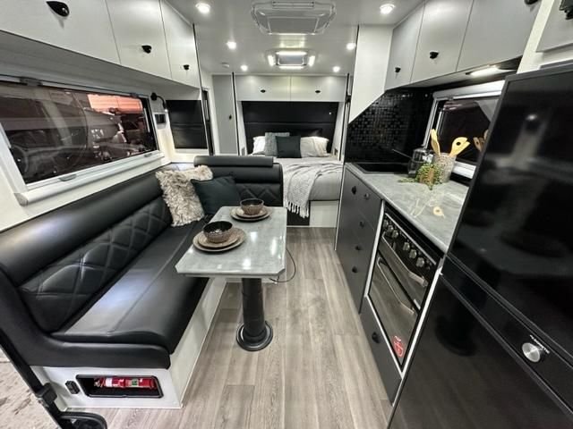 2023 Highclere Little Cote 18'6 Full Off Road 2 Berth - L-Shape Lounge