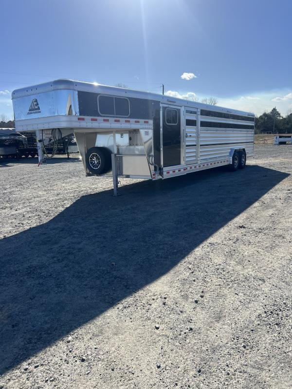 2025 Elite Trailers 8'x28' Show Cattle Stock Combo Trailer