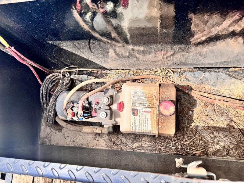 2021 Maxx-D Trailers LHX10234 102" X 34' 40K (Rated at 25.9k) Flatbed Gooseneck W/ MAXX Ramps - Image 10