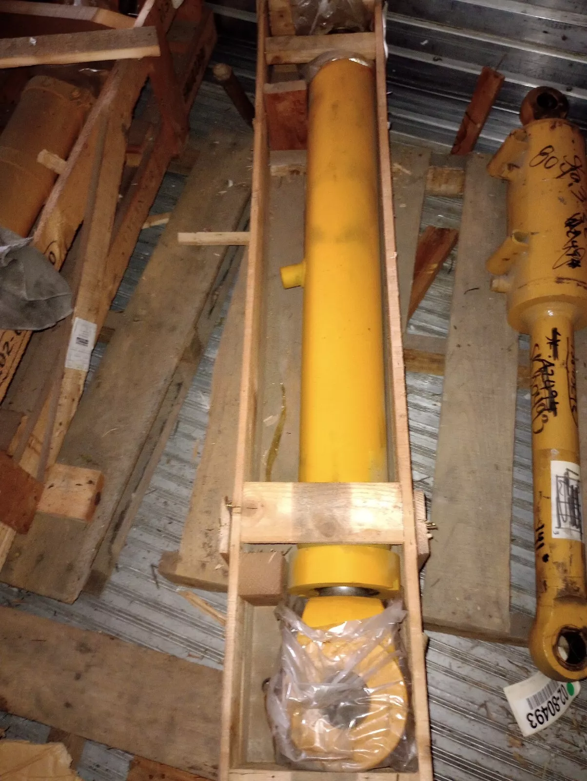 Komatsu 385-10233031 Cylinder Boom Assembly New