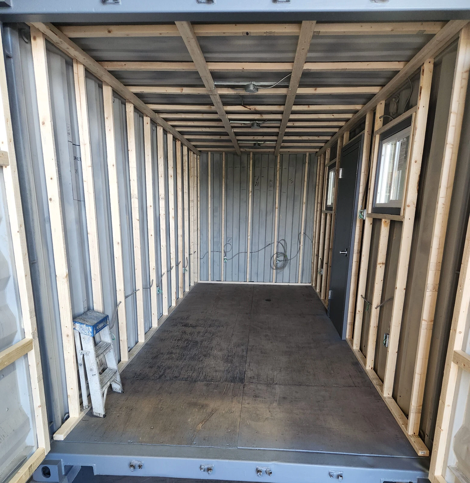 20ft Shipping Container Office - Modified - Image 13