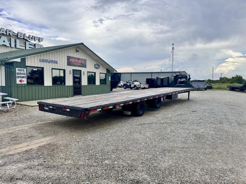 2024 Diamond C FMAX212 40' x 102" Fleetneek 25.9k GVWR Straight Deck Air Ride - Image 13