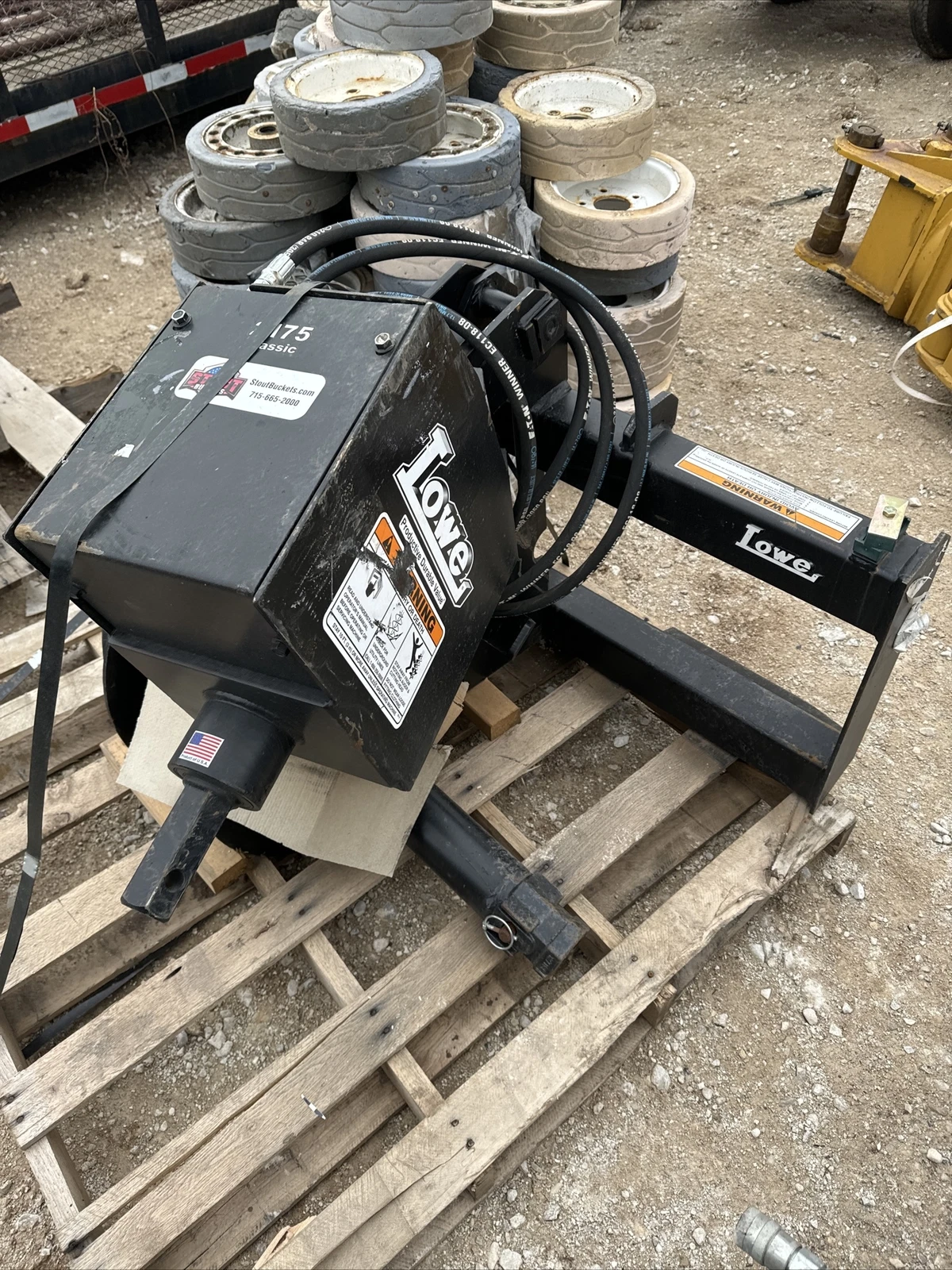 Lowe 2175 Classic Round Auger Drive Digger with 18" Wide Bit Fits Skid Steer - Image 2