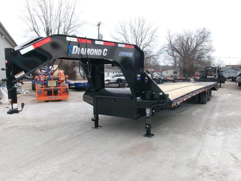 2025 Diamond C FMAX210 102"x 32' 25k Equipment Trailer With MAX Ramps Stock #297564 Goose Neck Trailer - Spencer Trailers