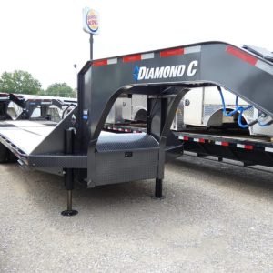 2025 Diamond C FMAX210 HDT 102″x 30′ 25k Hydraulic Dovetail Equipment Trailer Stock #300742 Gooseneck Trailer - Spencer Trailers