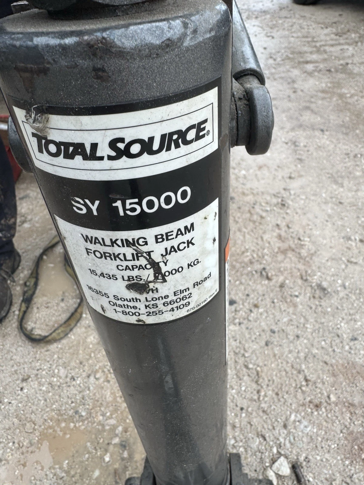Total Source - Hydraulic Forklift Jack, 15400 LB. Cap., 2.5"-16.5" Lift Height - Image 4