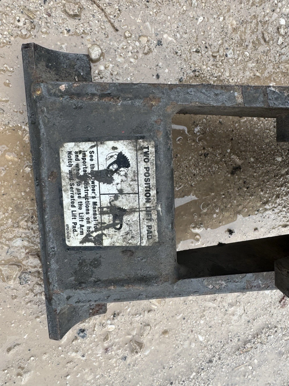 Total Source - Hydraulic Forklift Jack, 15400 LB. Cap., 2.5"-16.5" Lift Height - Image 5