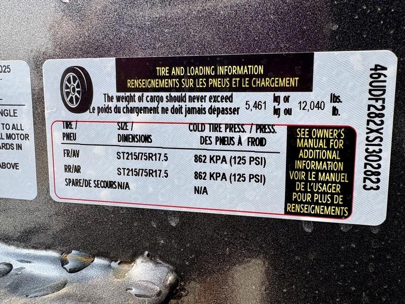 2025 Diamond C FMAX208 28' x 102" 18k Engineered Beam With Max Ramps - Image 12