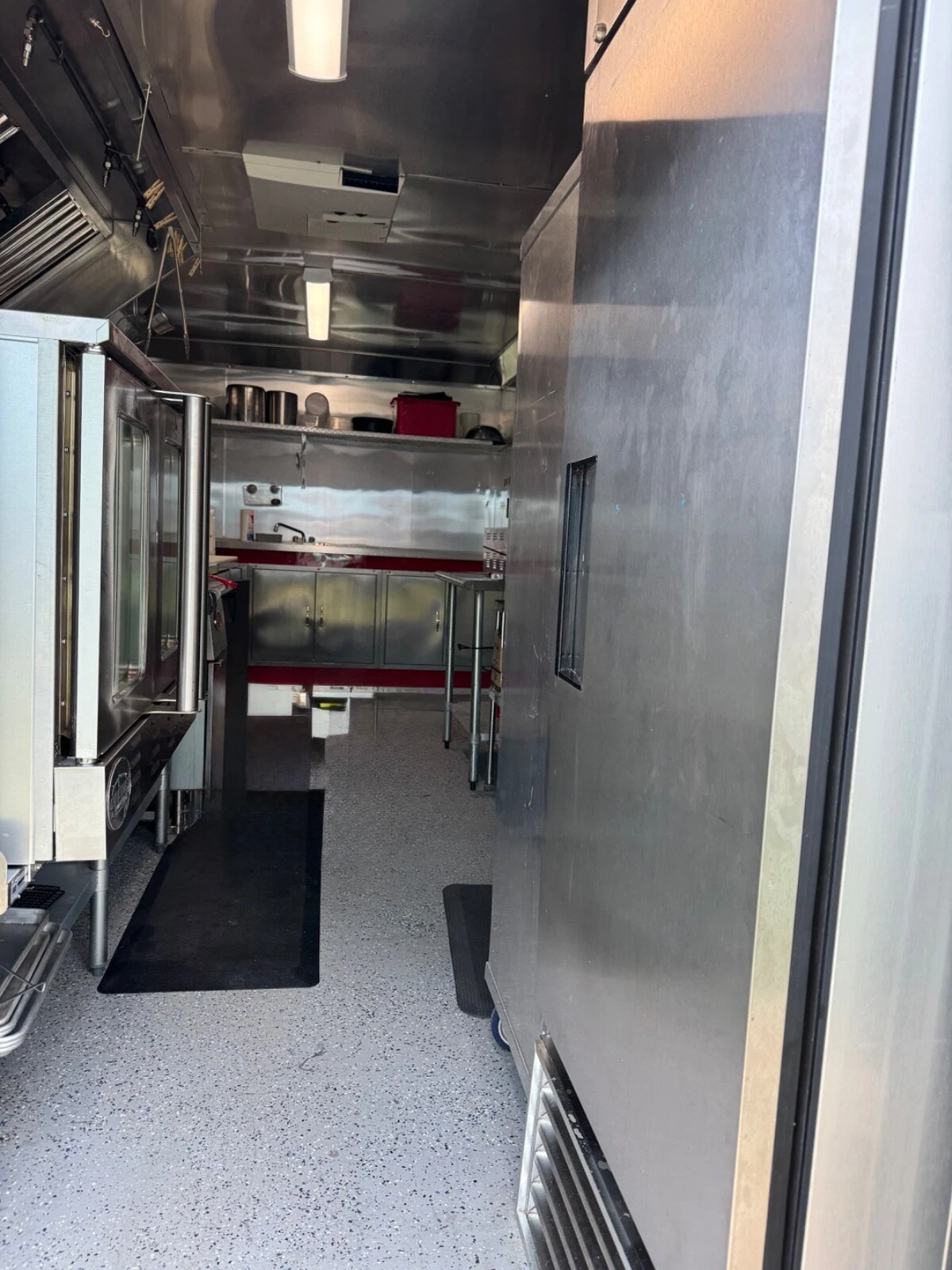 Used food truck - Image 7