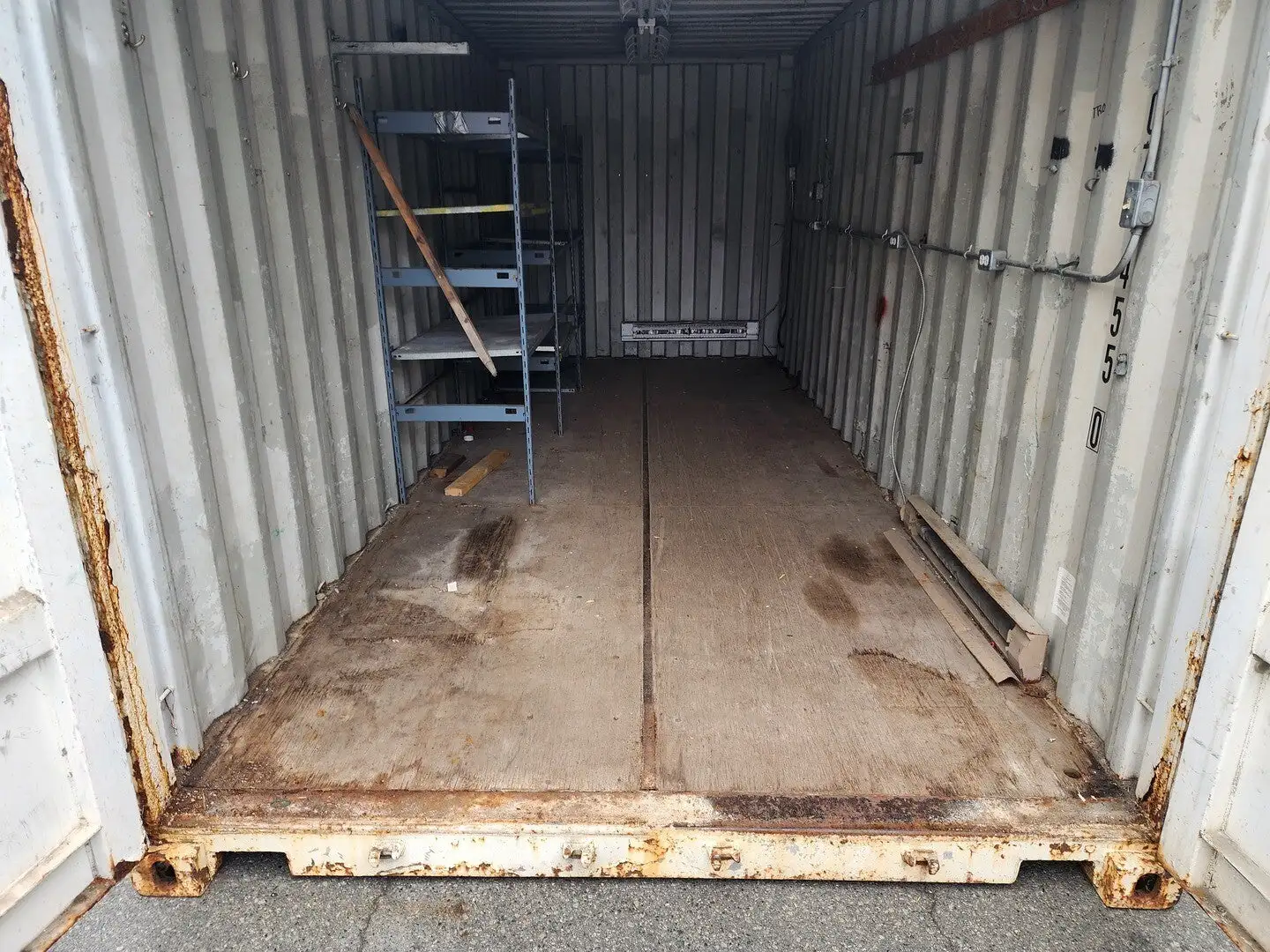 20 ft Container w/ Shelf, Electrical & Lighting - Image 7