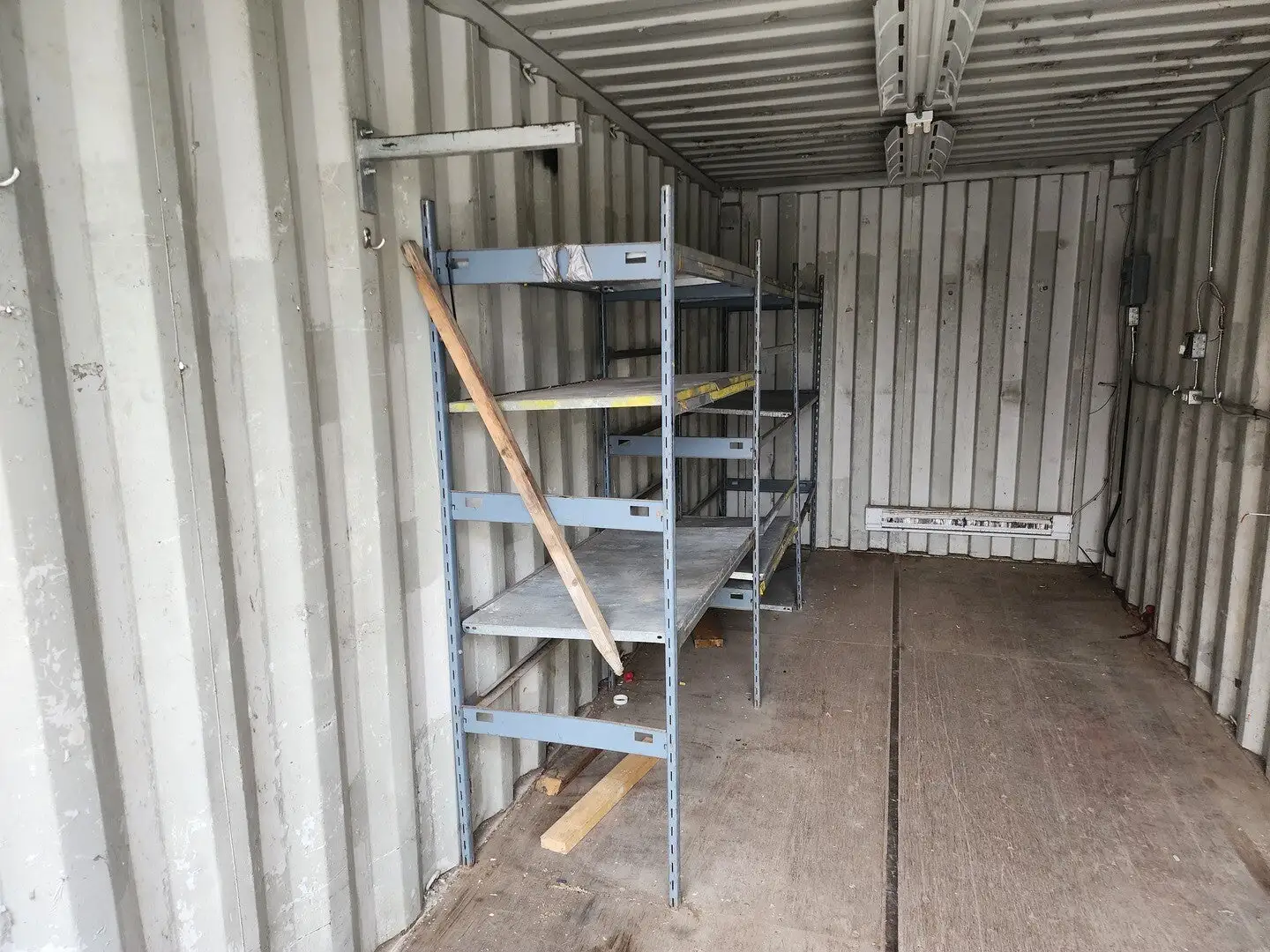 20 ft Container w/ Shelf, Electrical & Lighting - Image 8