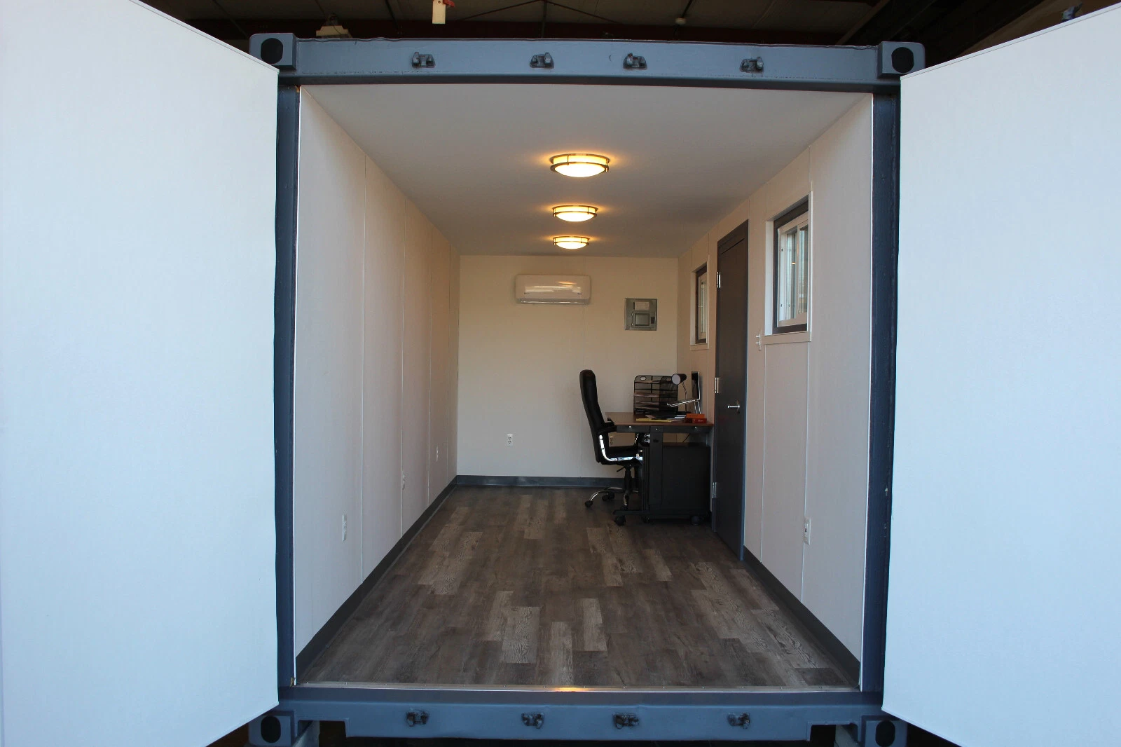 20ft Shipping Container Office - Modified - Image 10