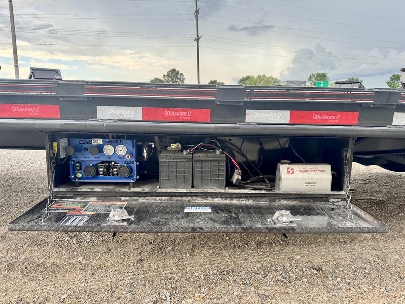 2024 Diamond C FMAX212 40' x 102" Fleetneek 25.9k GVWR Straight Deck Air Ride - Image 10