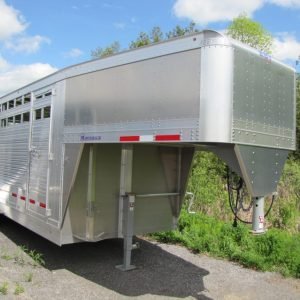 2023 EBY Maverick 20′ Aluminum Gooseneck Livestock Trailer